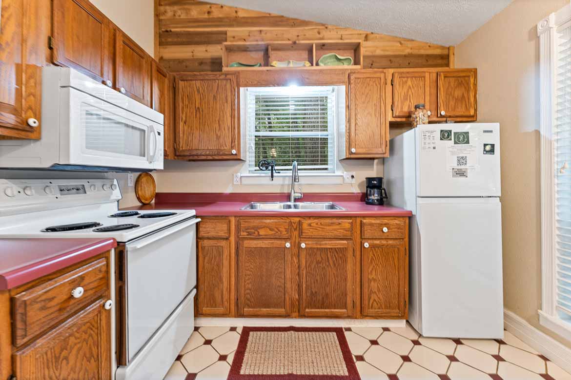 Firefly Glow Cabin #4 Kitchen