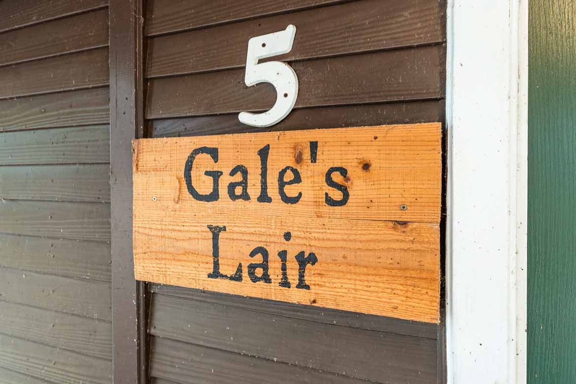 Gale’s Lair Cabin #5 Sign