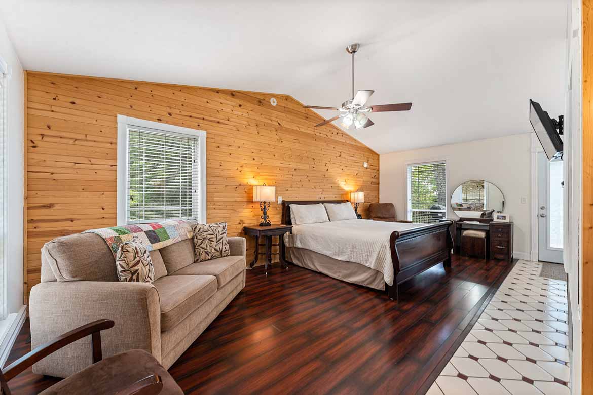 Mountain View Cabin #1 Bedroom
