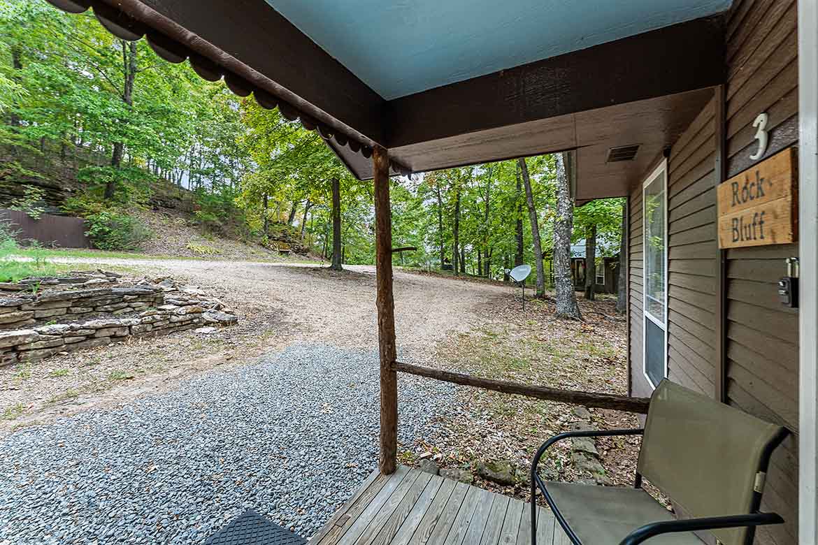 Rock Bluff Cabin #3 Patio