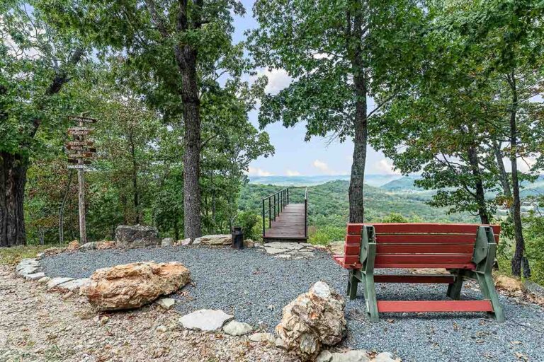 Ozark Spring Cabins Overlook with Breathtaking View