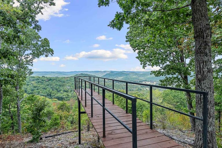Ozark Spring Cabins Overlook Platform